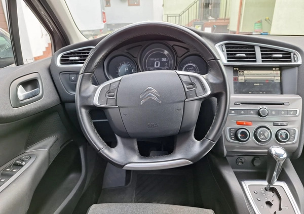 Citroen C4 cena 33500 przebieg: 139641, rok produkcji 2015 z Bielawa małe 46